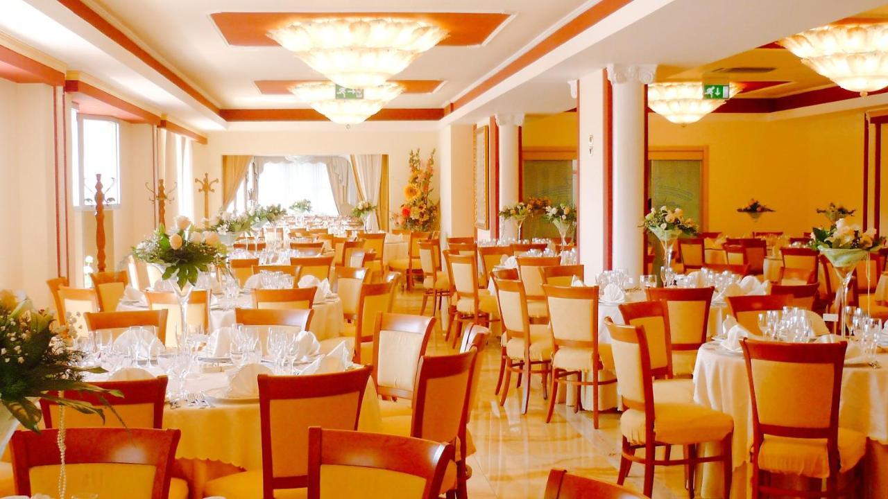 Paradiso Hotel Ristorante Riaci Capo Eksteriør billede